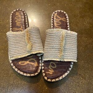 Flat woven sandals